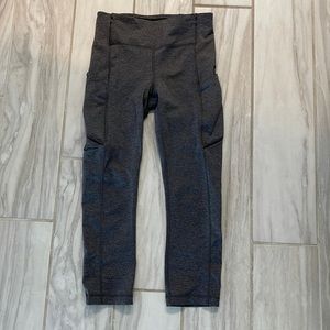 Lululemon cropped leggings size 4
